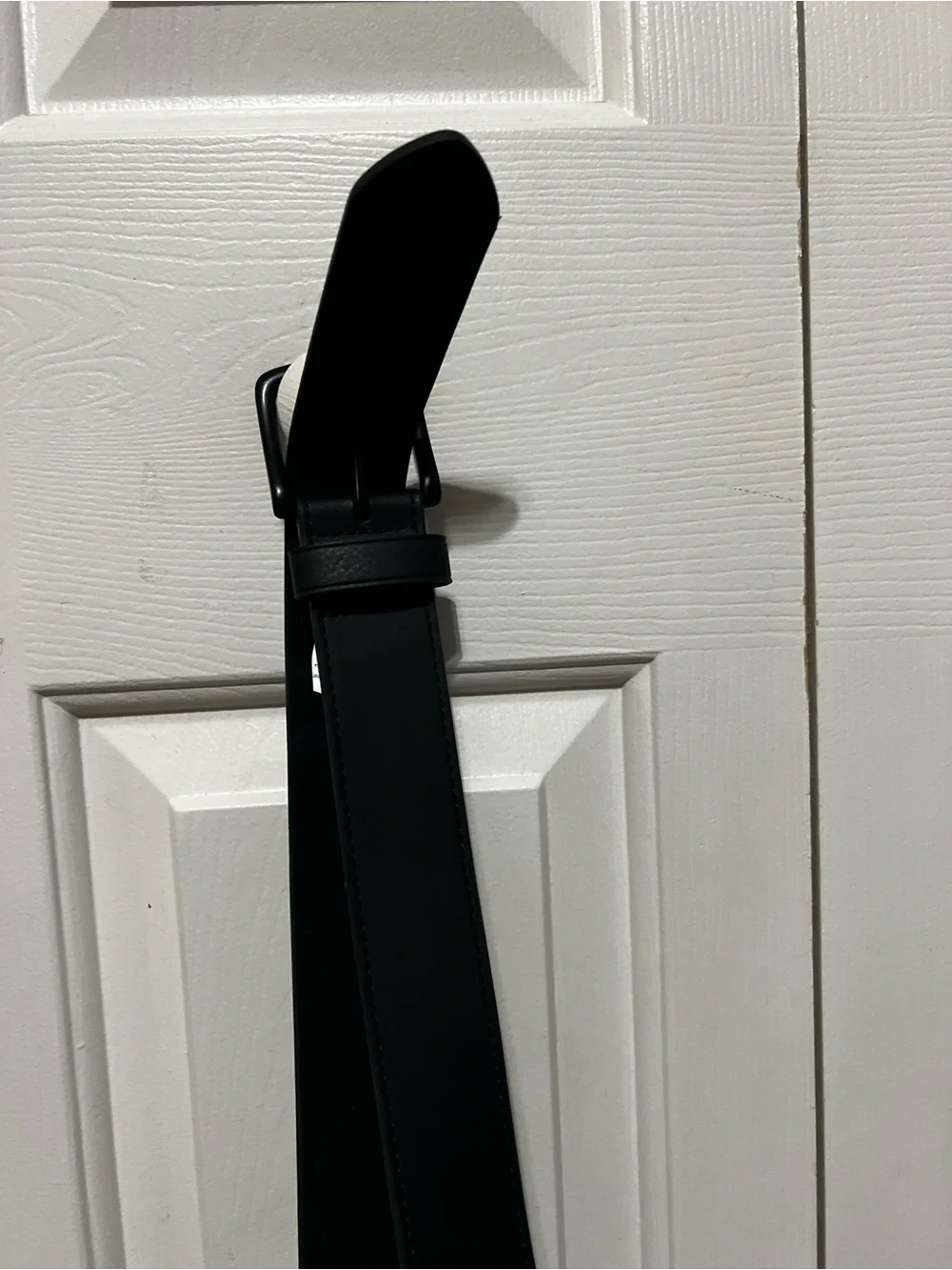 Old Navy size small Synthetic Leather. Mens Belt